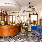 Astoria 3*