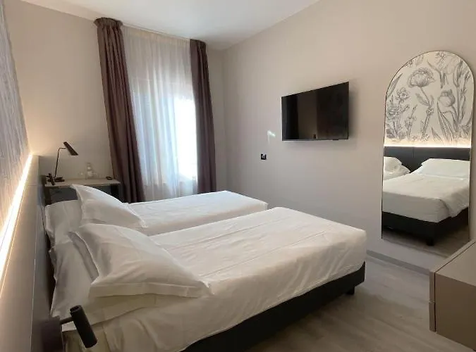 Astoria 3*