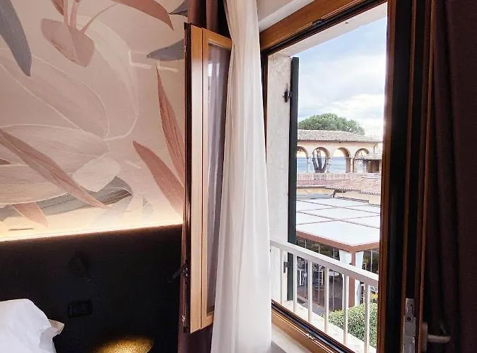Astoria 3* Garda (Verona)