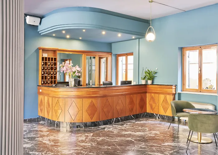 فندق Astoria غارْدا