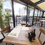 阿斯托里亚酒店 3* 加尔达