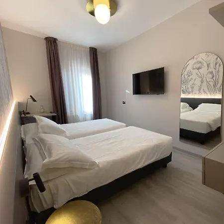 Astoria 3*