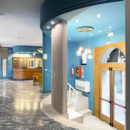 Hotel Astoria 3*