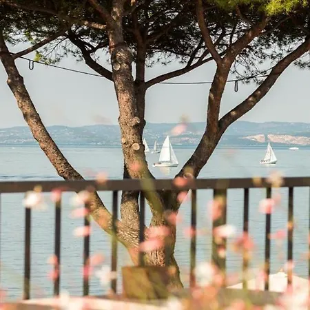 Astoria 3* Garda (Verona)
