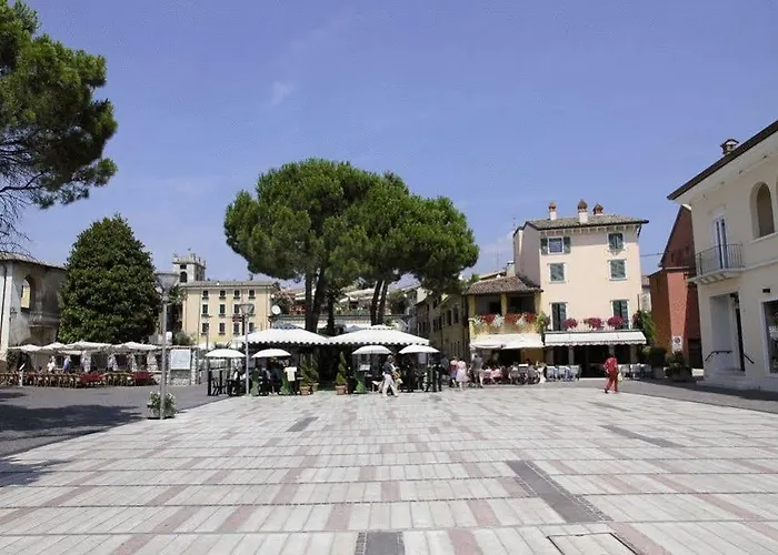 Astoria Garda
