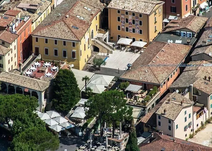 Astoria Garda