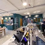 Отель Astoria 3*
