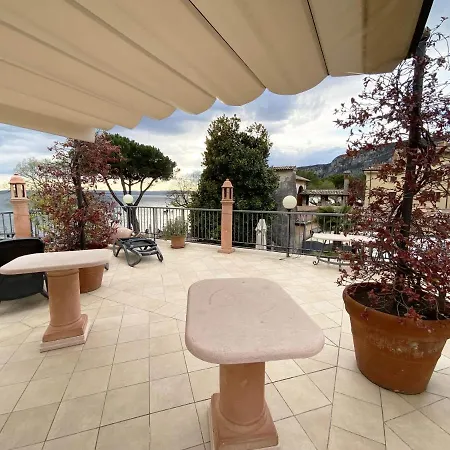 Astoria 호텔 가르다