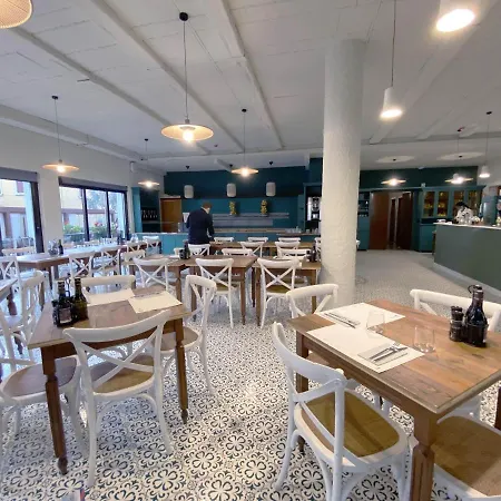 מלון Astoria 3*