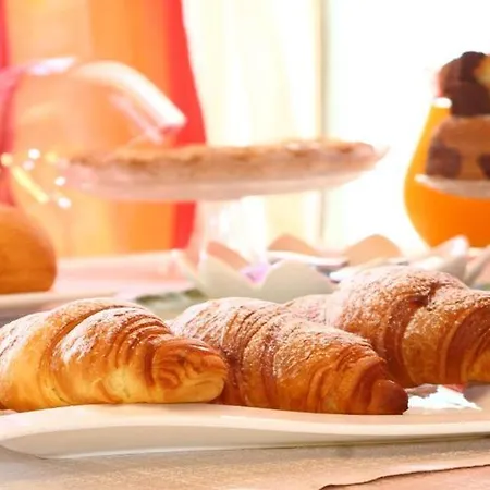 Astoria 호텔 가르다