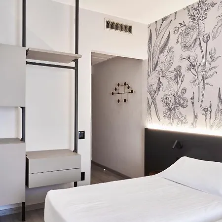 Astoria 호텔 가르다