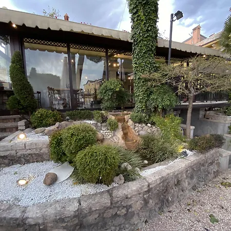 Astoria 호텔 가르다